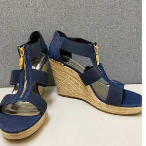 Guess Lora Women's Zip front Espadrille Wedge Sandal size 10 Blue gold trim